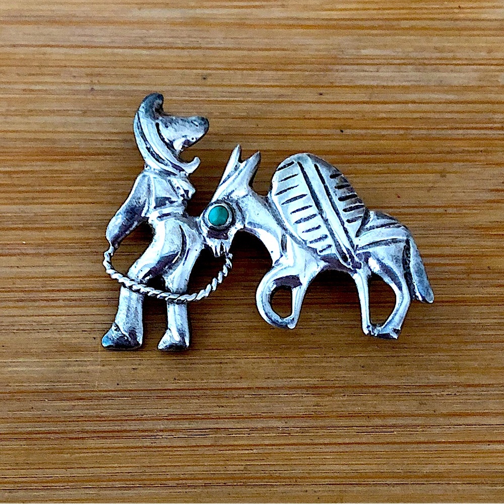 $46 Designer Estate Pin Brooch Sterling Silver Designer Mark STERLING MEXICO